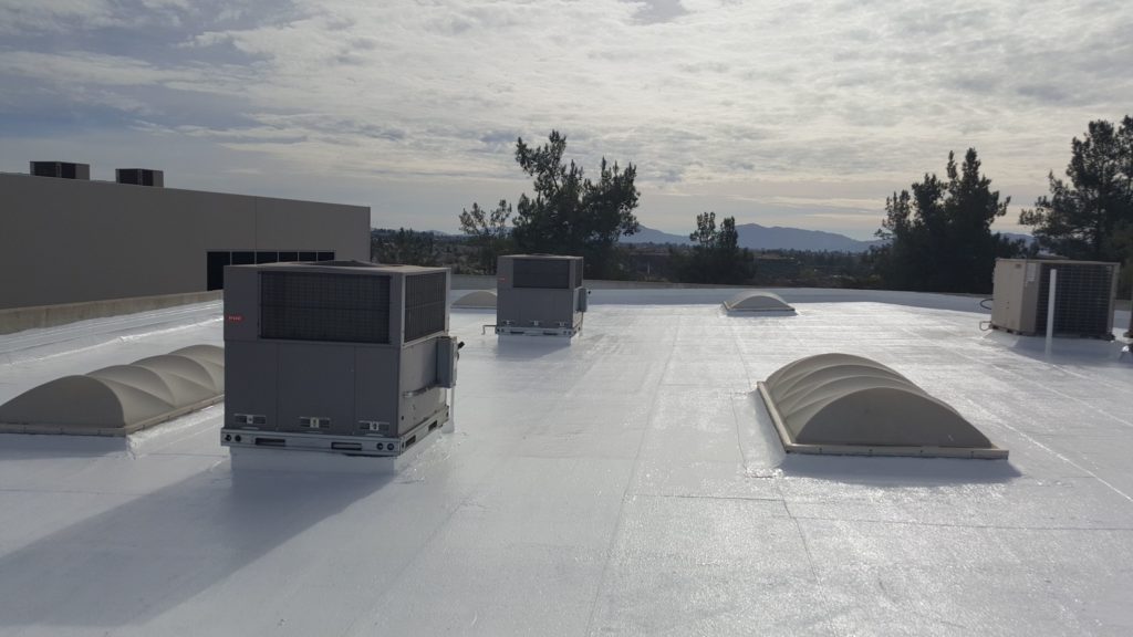 Commercial white roofs
